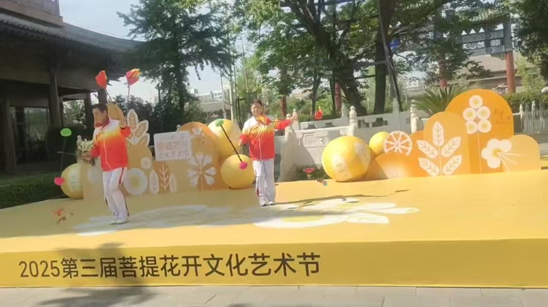 一心三用-1.jpg 一心三用-1.jpg