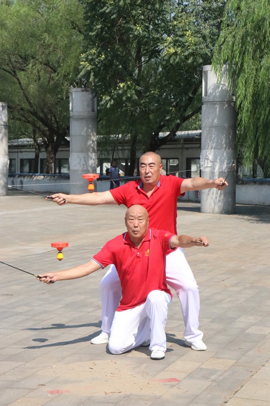 双人表演-1.jpg