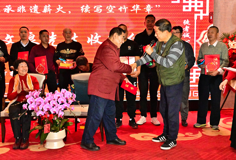 微信图片_20251117144937-1.jpg