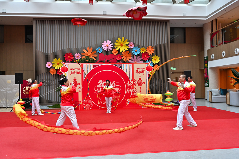 呼拉圈表演-1.jpg