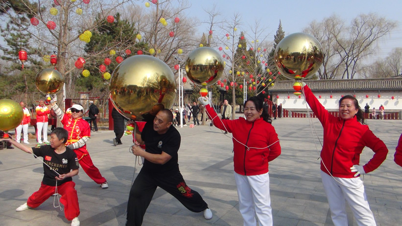 大金雷合影-1.jpg