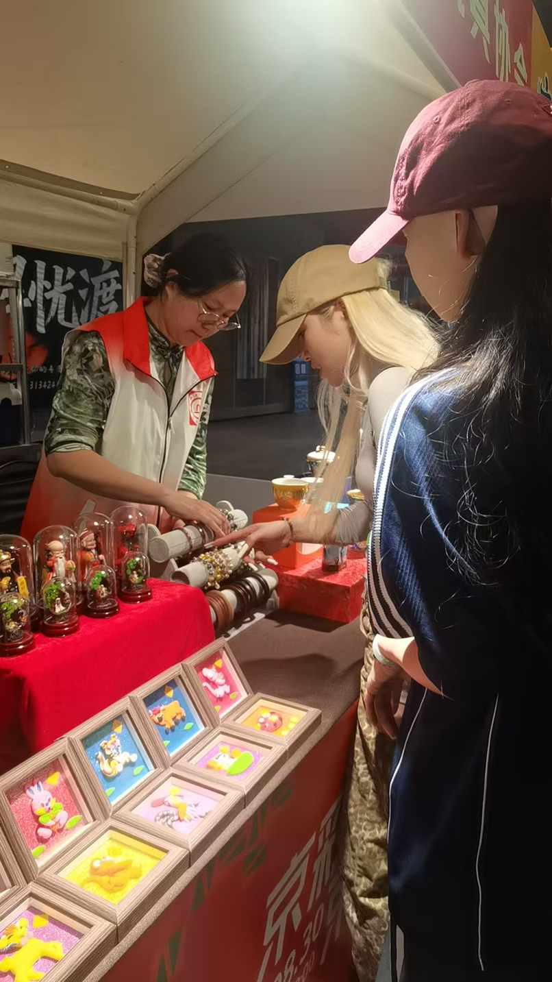 杜静特写-1.jpg
