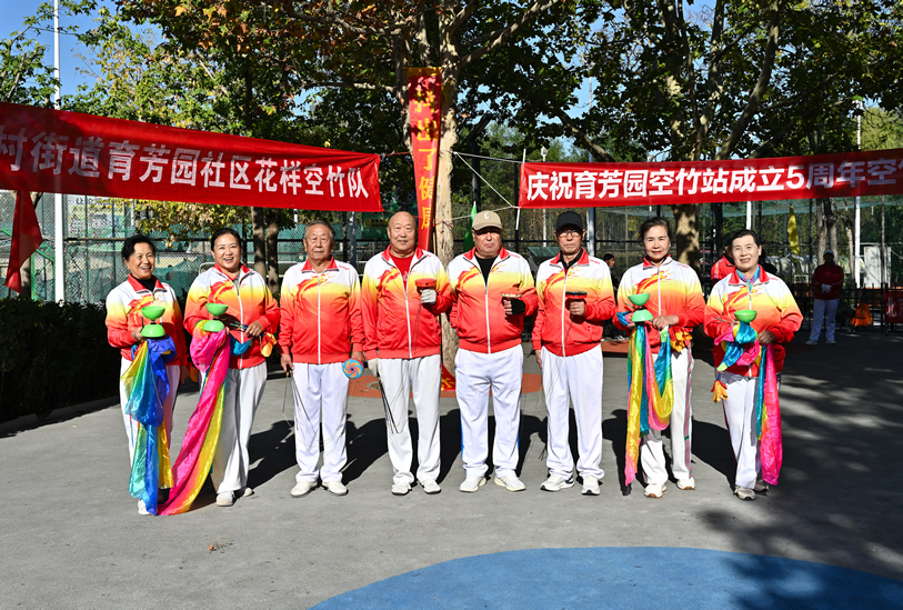 中合影-1.jpg